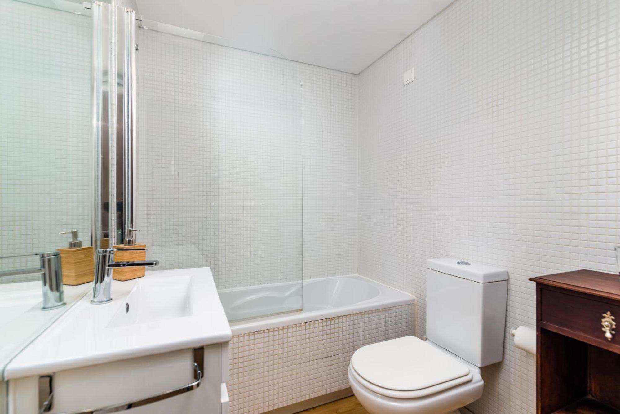 Go Native Lisbon - Principe Real Apartman Kültér fotó